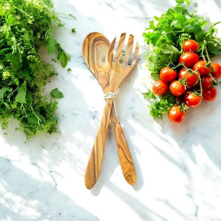 Couverts à salade traditionnels en bois d’olivier