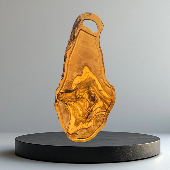 Planche en bois d’olivier, modèle avec manche
